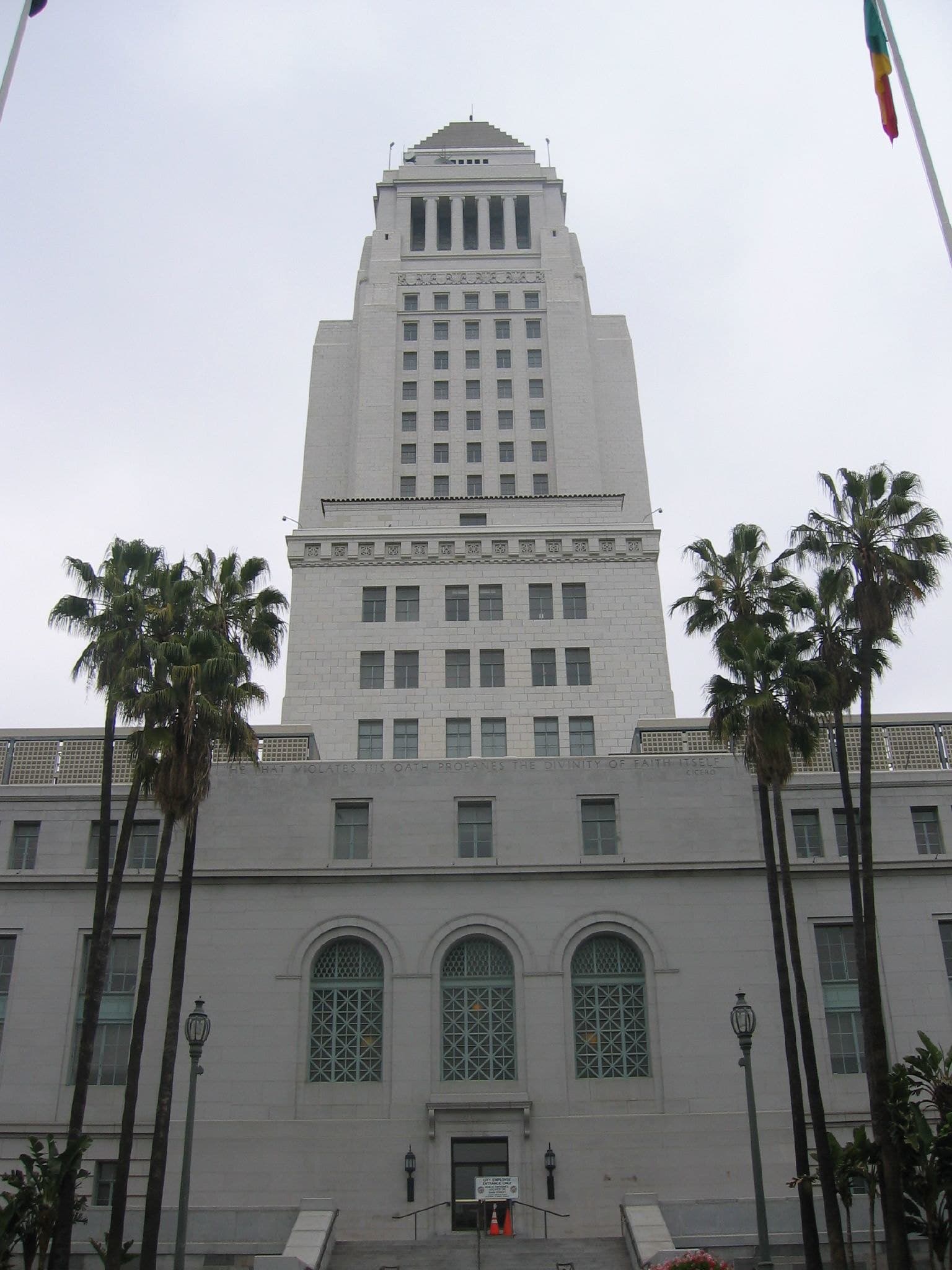 Bass Dismisses LA Mayoral Challengers, Setting Up Costly 2026 Battle