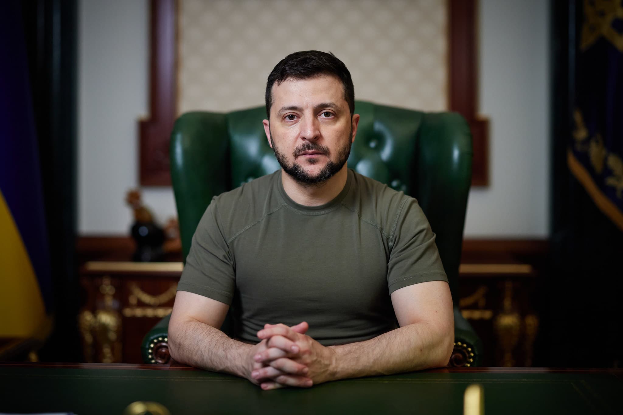 Russia Kills 10 in Kyiv Missile Strike as Ukraine Demands More Patriot Batteries
